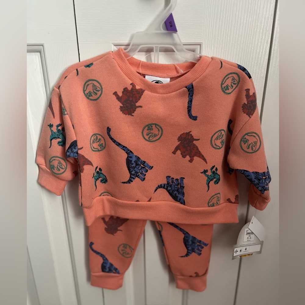 NWT Jurassic World Pink Sweatsuit 12 months